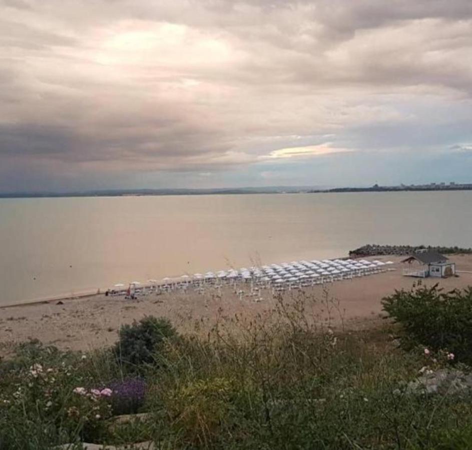 A-19 Sea View Studio-apartmen Sarafovo Апартамент *